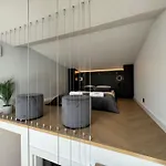 Rainbow Old Town Apartment *