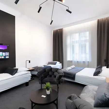 Rainbow Old Town Apartment