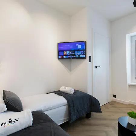 Rainbow Old Town Apartment *