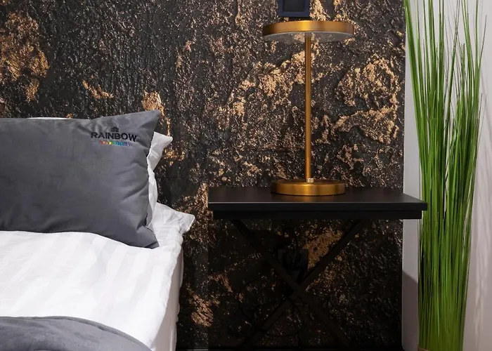 Rainbow Old Town Apartment *