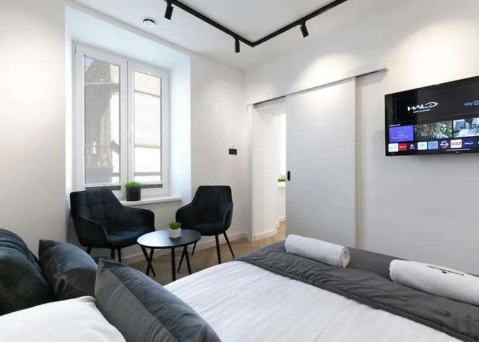 Apartment Rainbow Old Town *