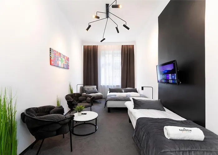 Rainbow Old Town * Krakau